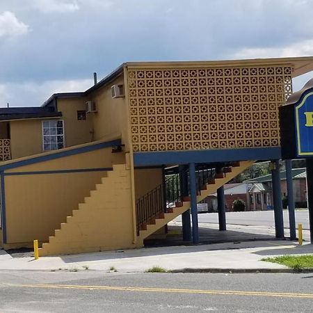 Royal Inn Live Oak Exterior foto