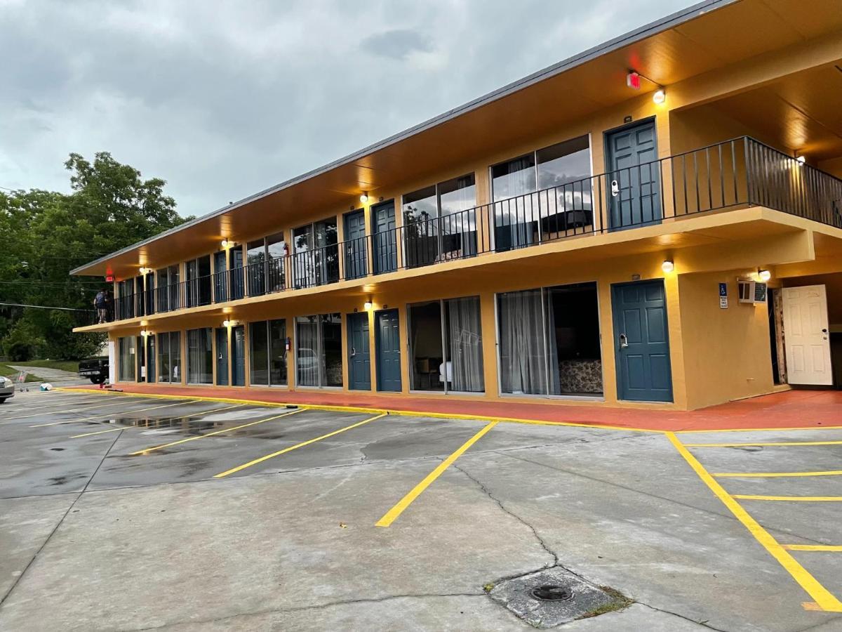 Royal Inn Live Oak Exterior foto